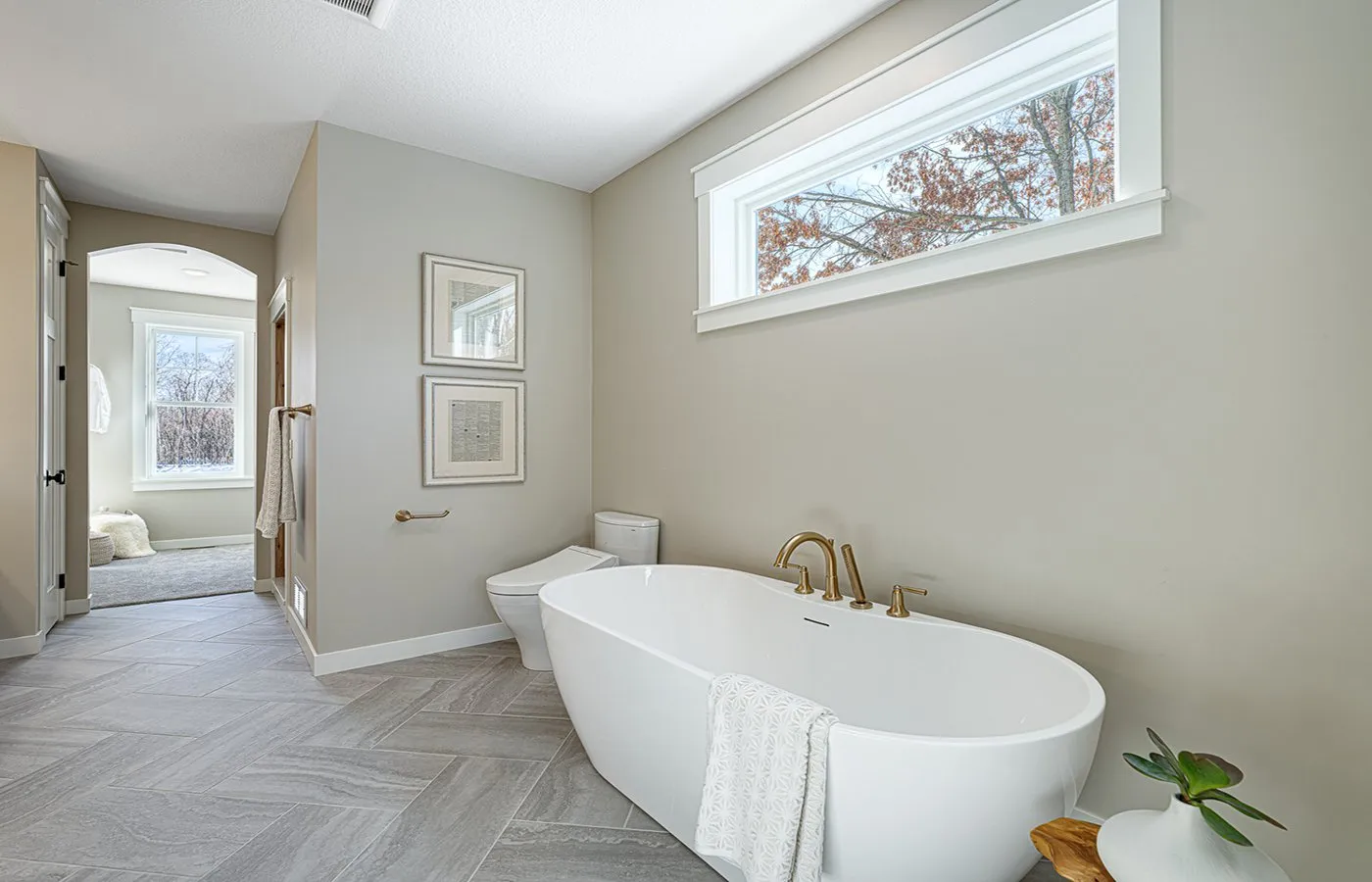 06-Primary-Bathroom