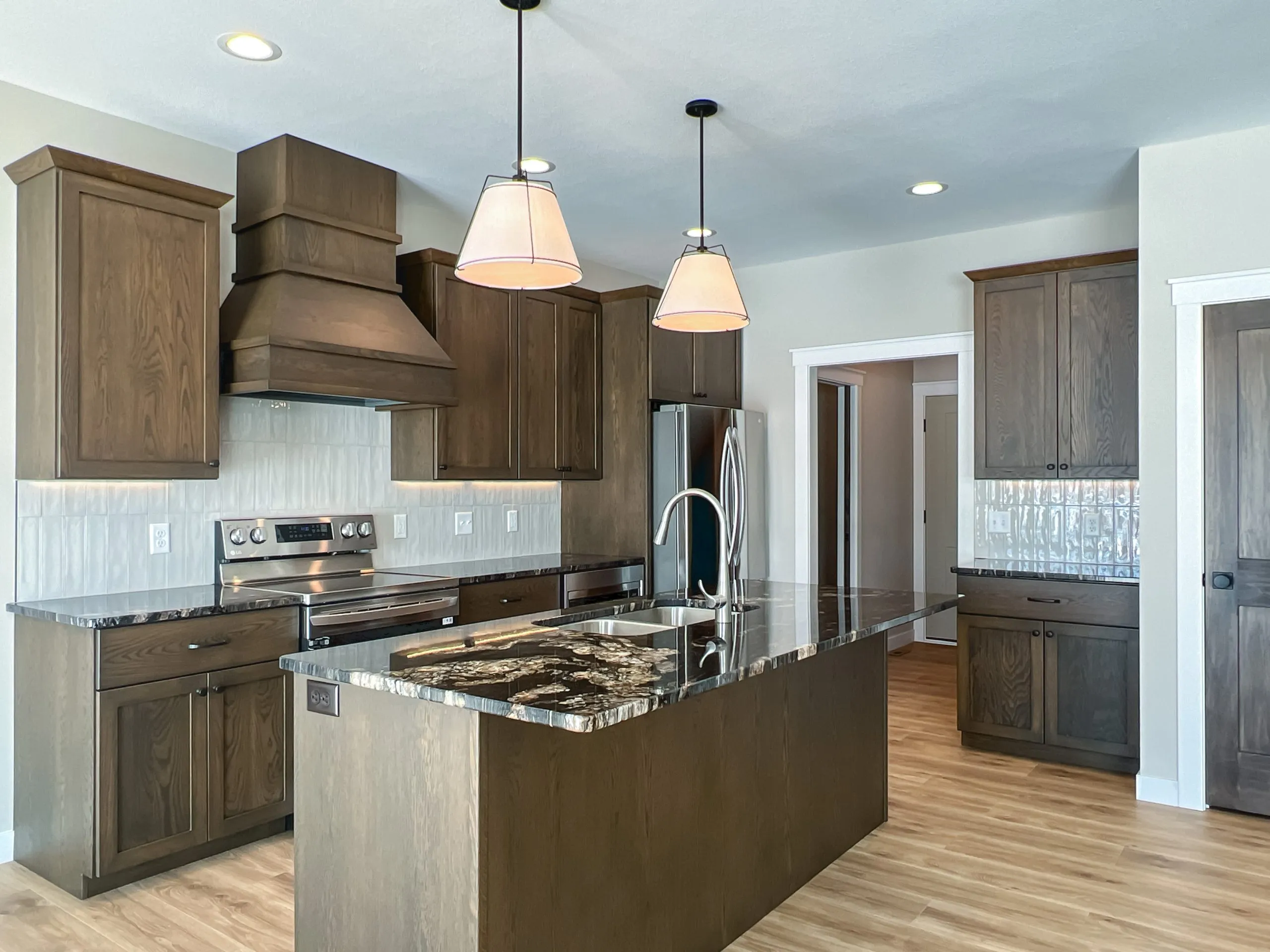 03-Kitchen-5-scaled