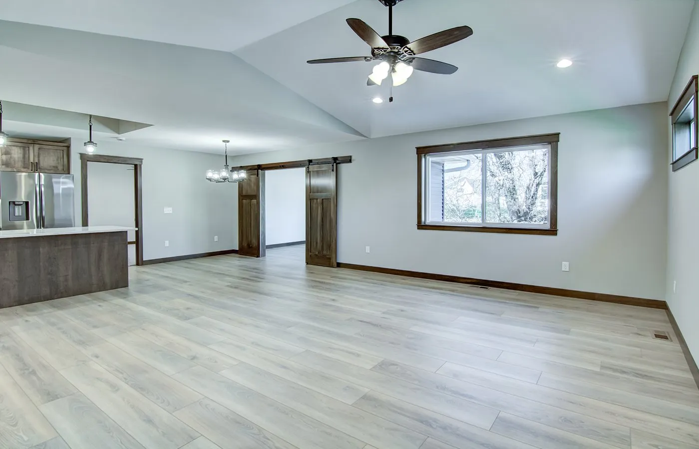 06-Living-Room-1_2