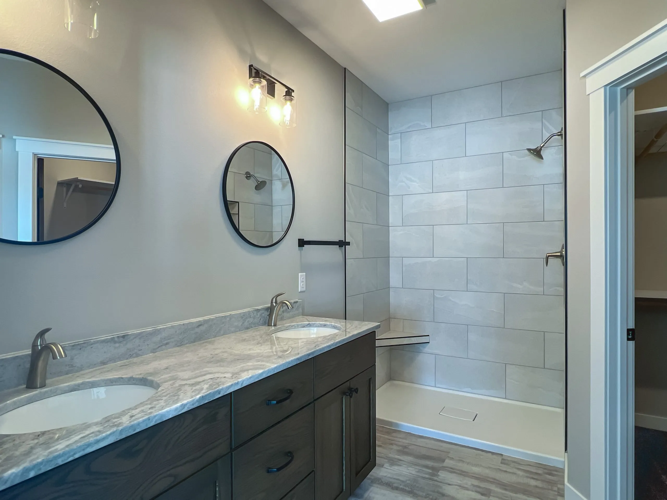 07-Master-Bathroom-2-scaled