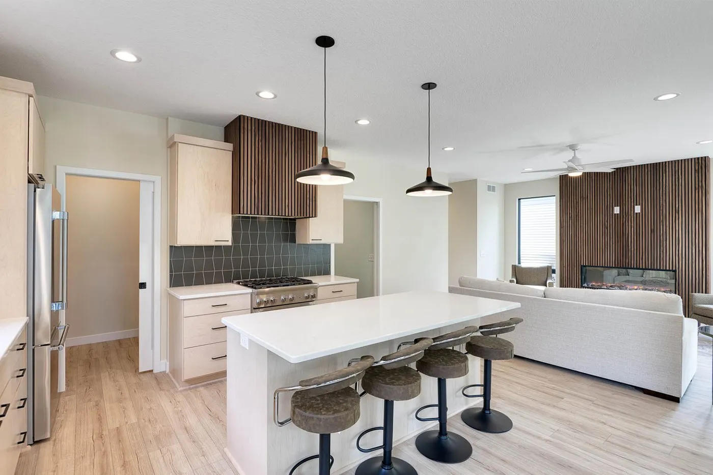 10-Kitchen