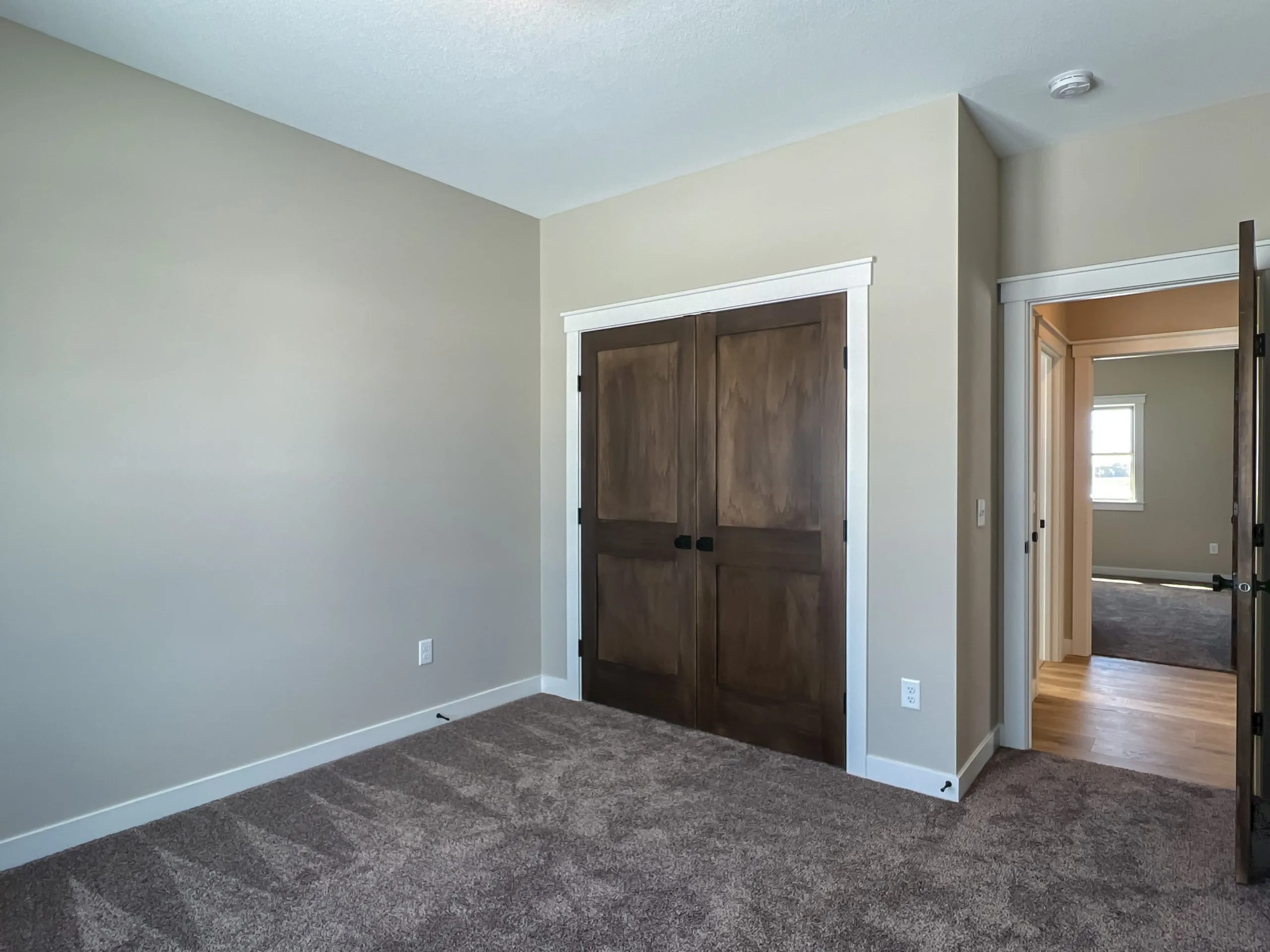 10-Main-Level-Bedroom-2-1-scaled