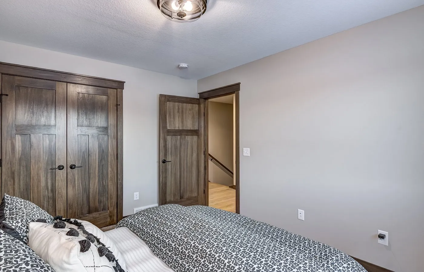10-Ventana-Main-Level-Bedroom-1-2-1