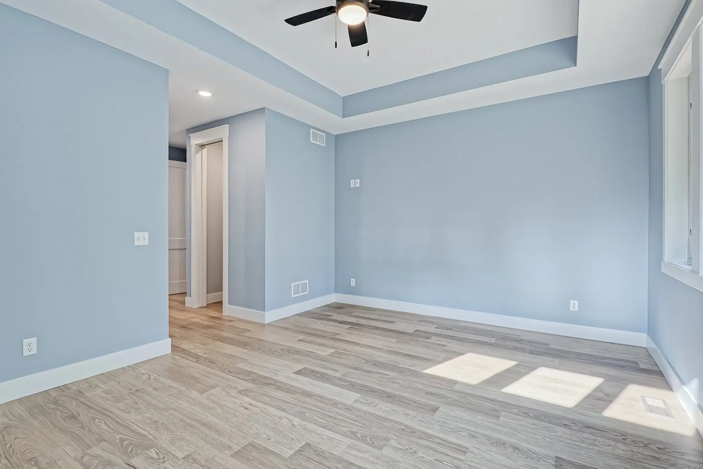 12-Primary-Bedroom