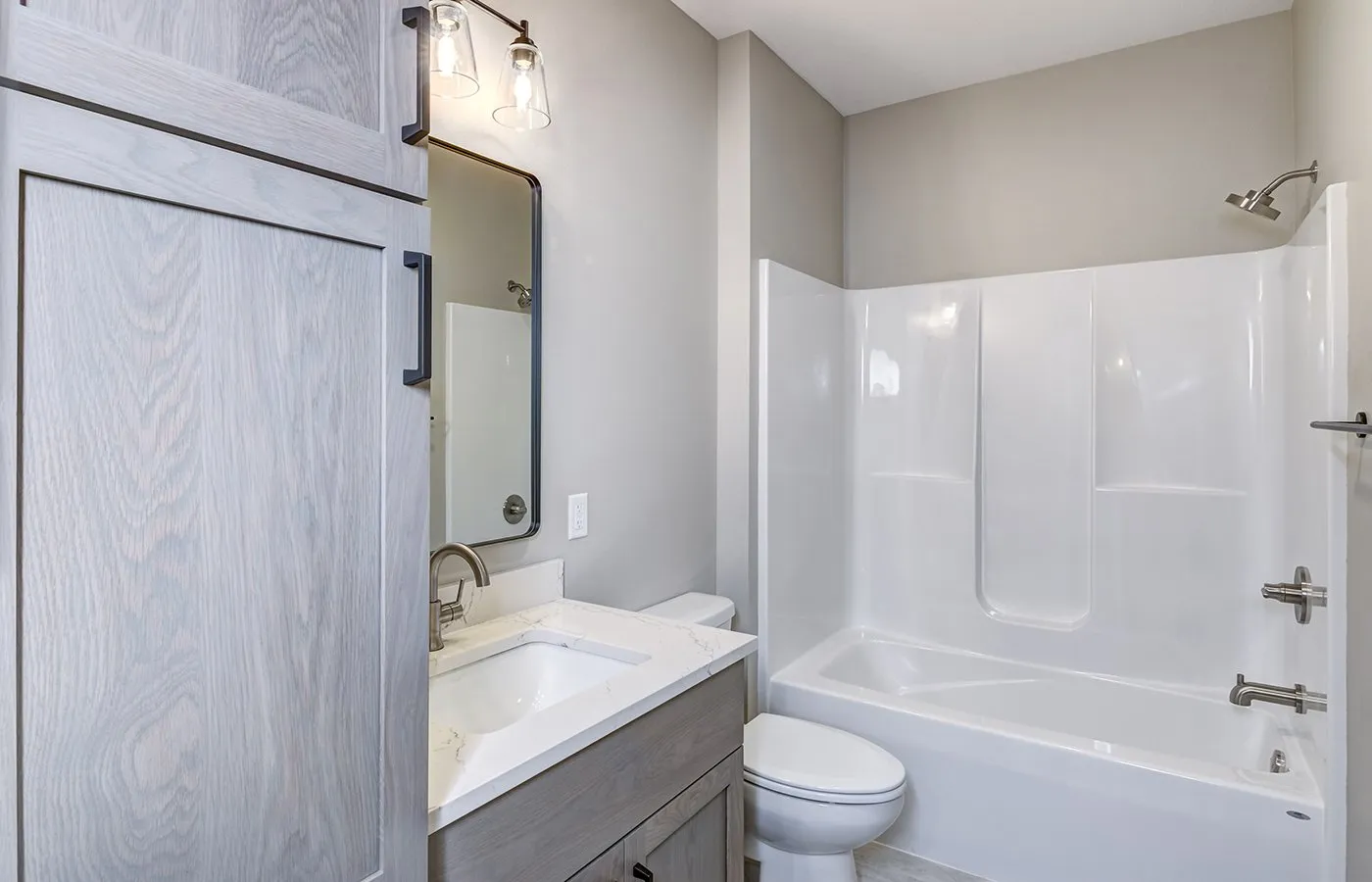 12b-Bathroom-1