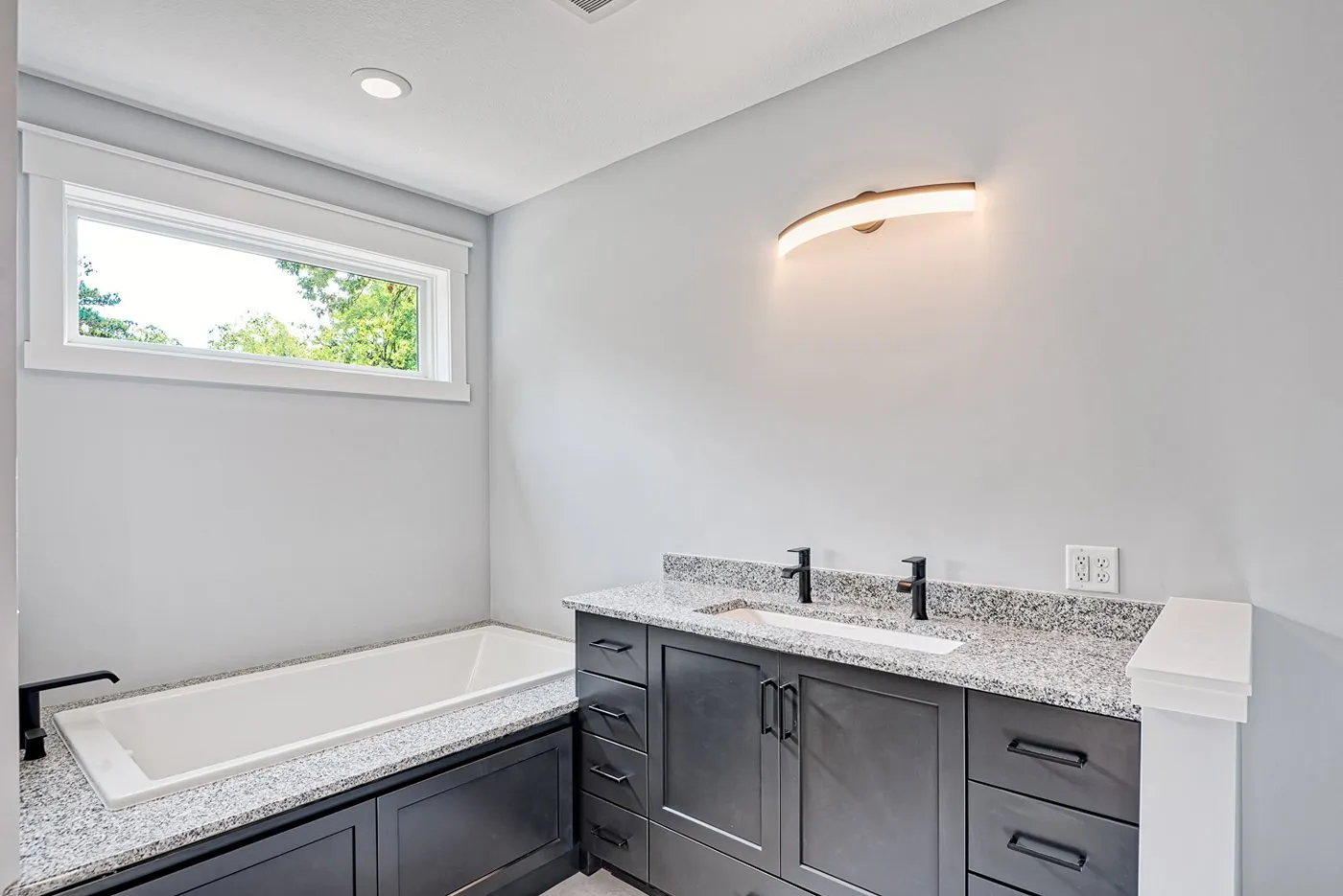 13-Primary-Bathroom