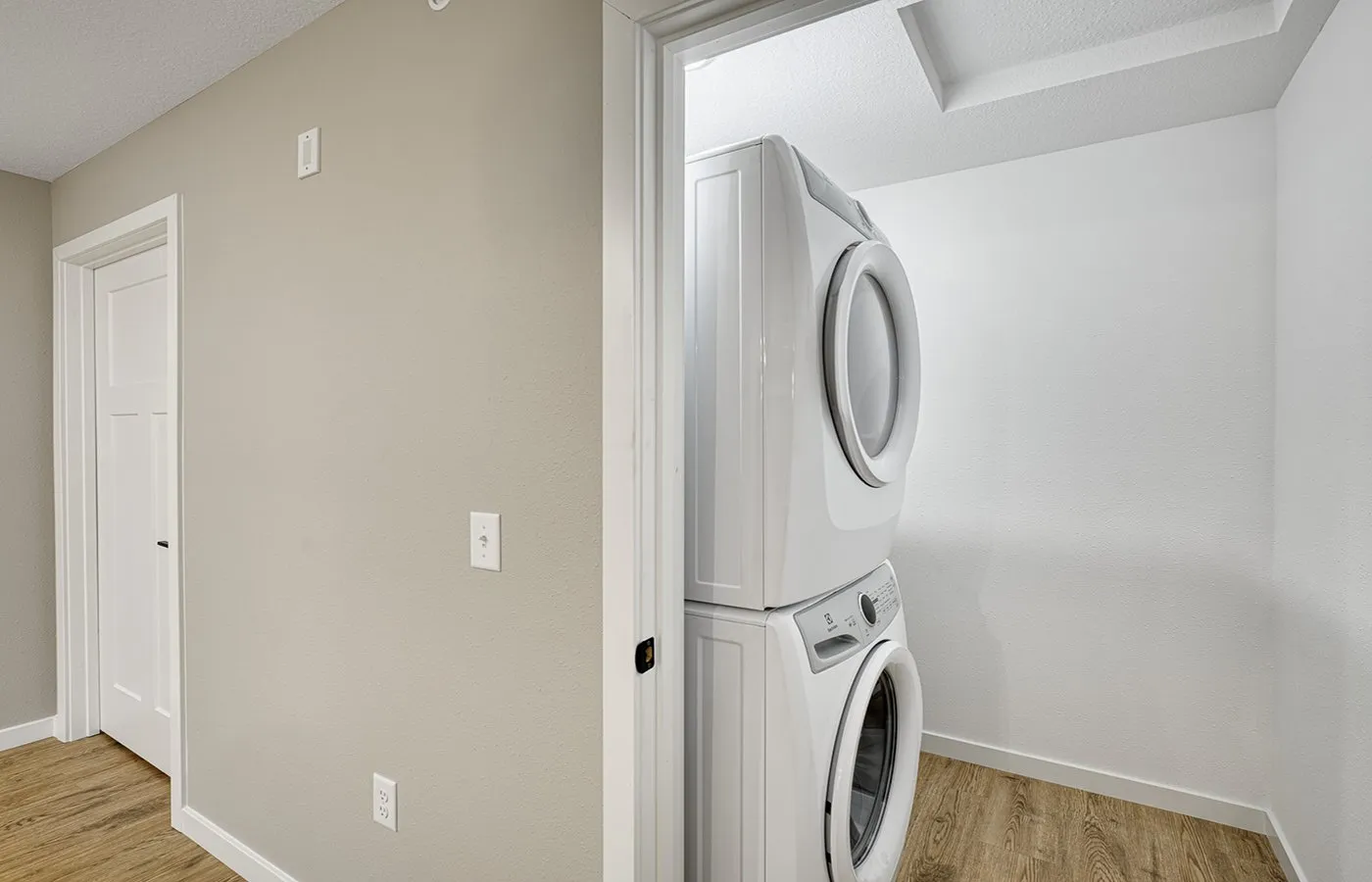 15-7-Laundry-Room