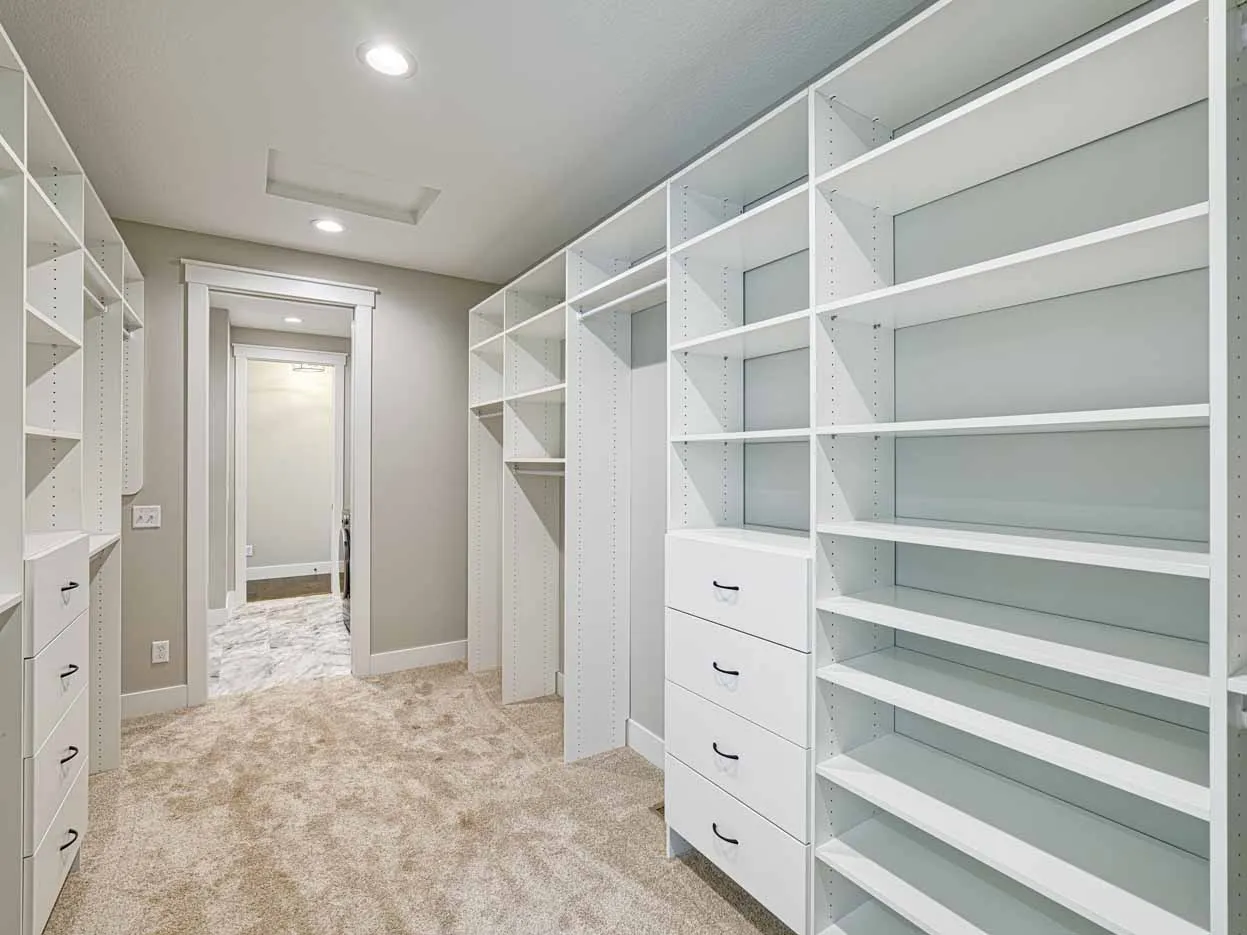 19-Primary-Bedroom-Closet