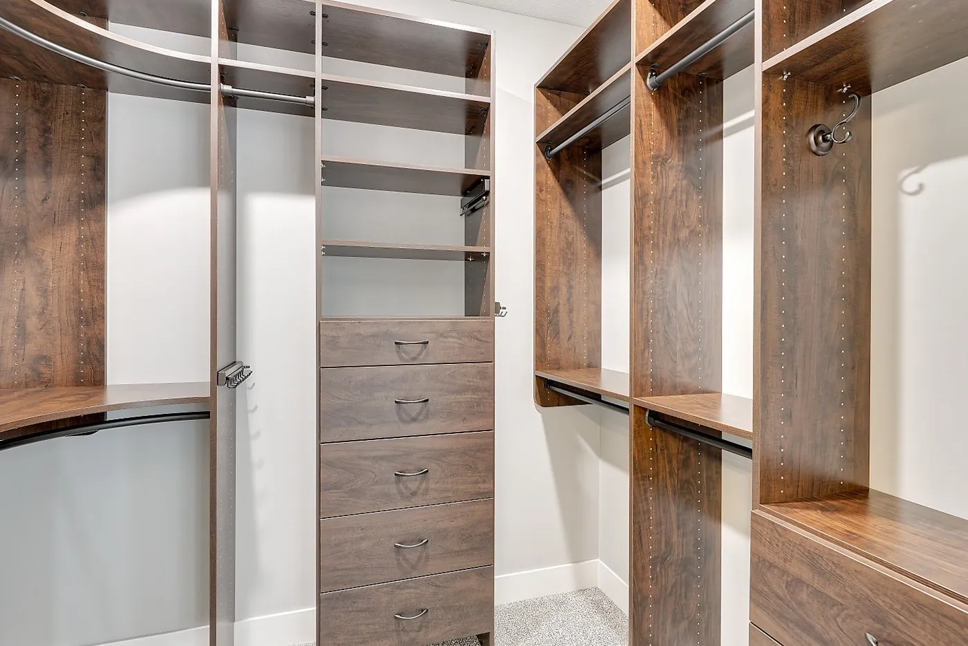 19-Primary-Bedroom-Closet
