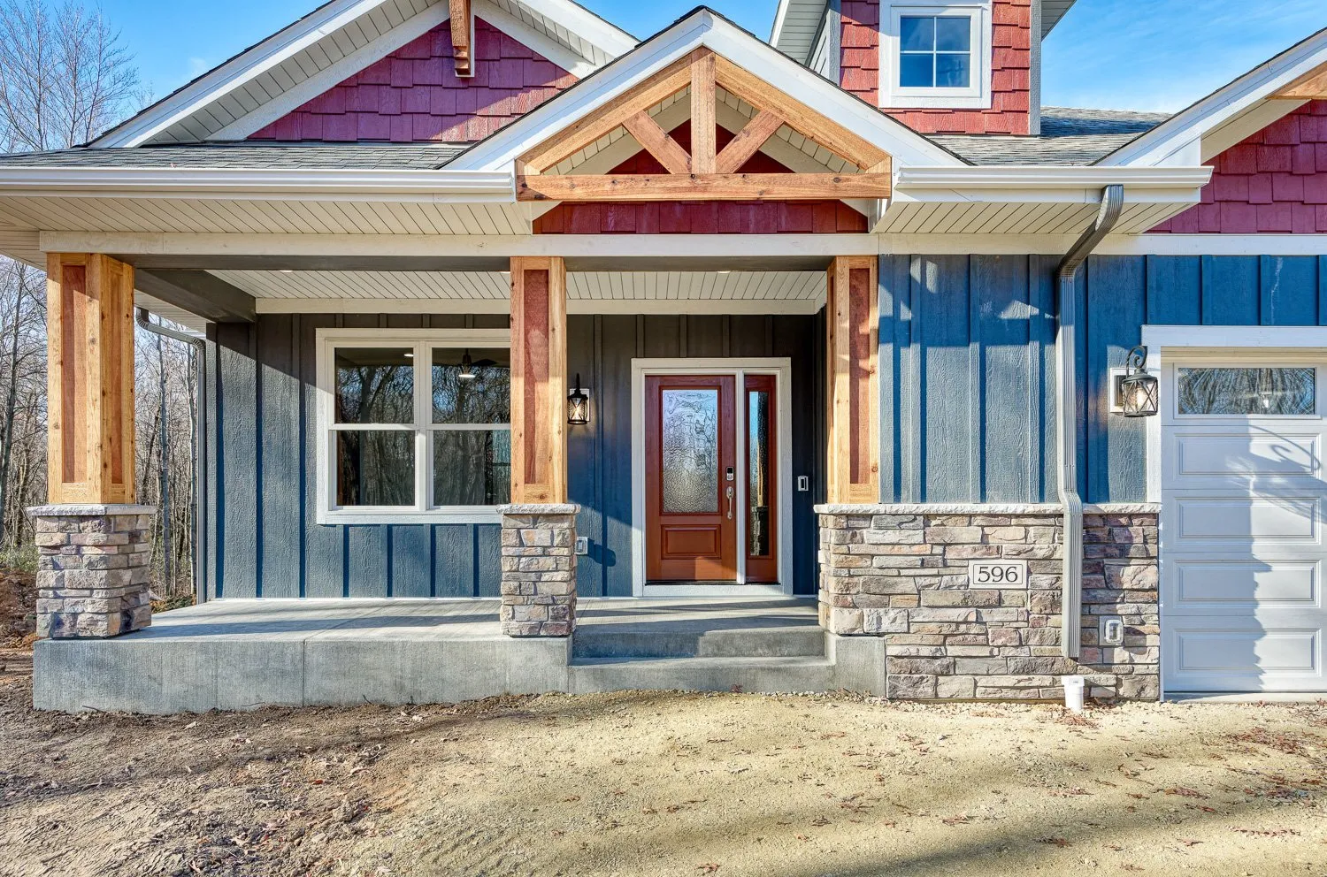 2-Exterior-Front-Entry