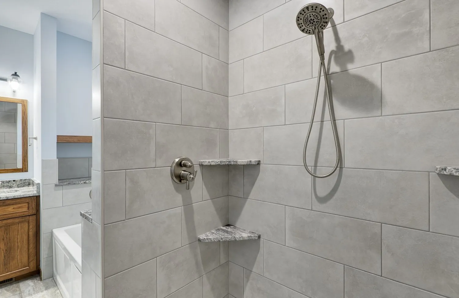 21-Shower-Detail