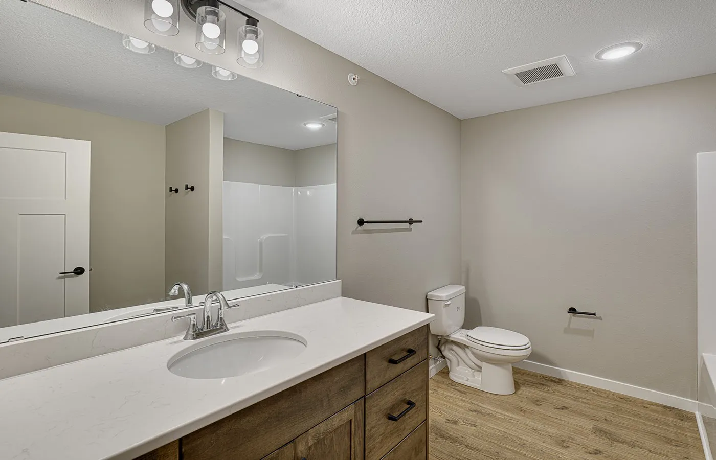 27-8-Bathroom