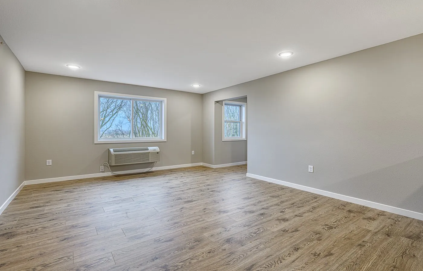 3-7-Living-Room