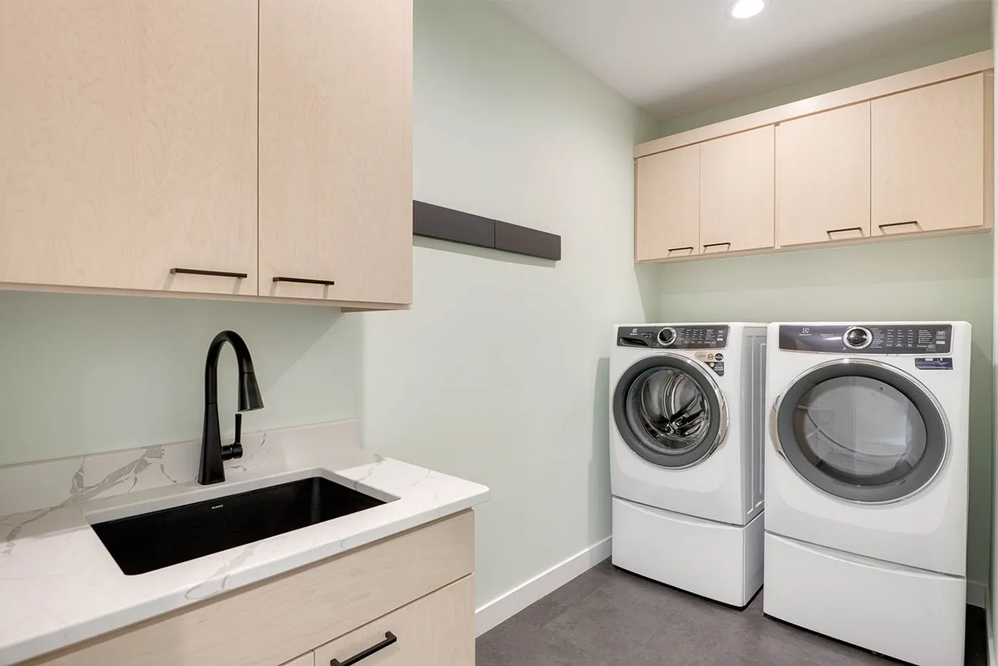 33-Laundry-Room