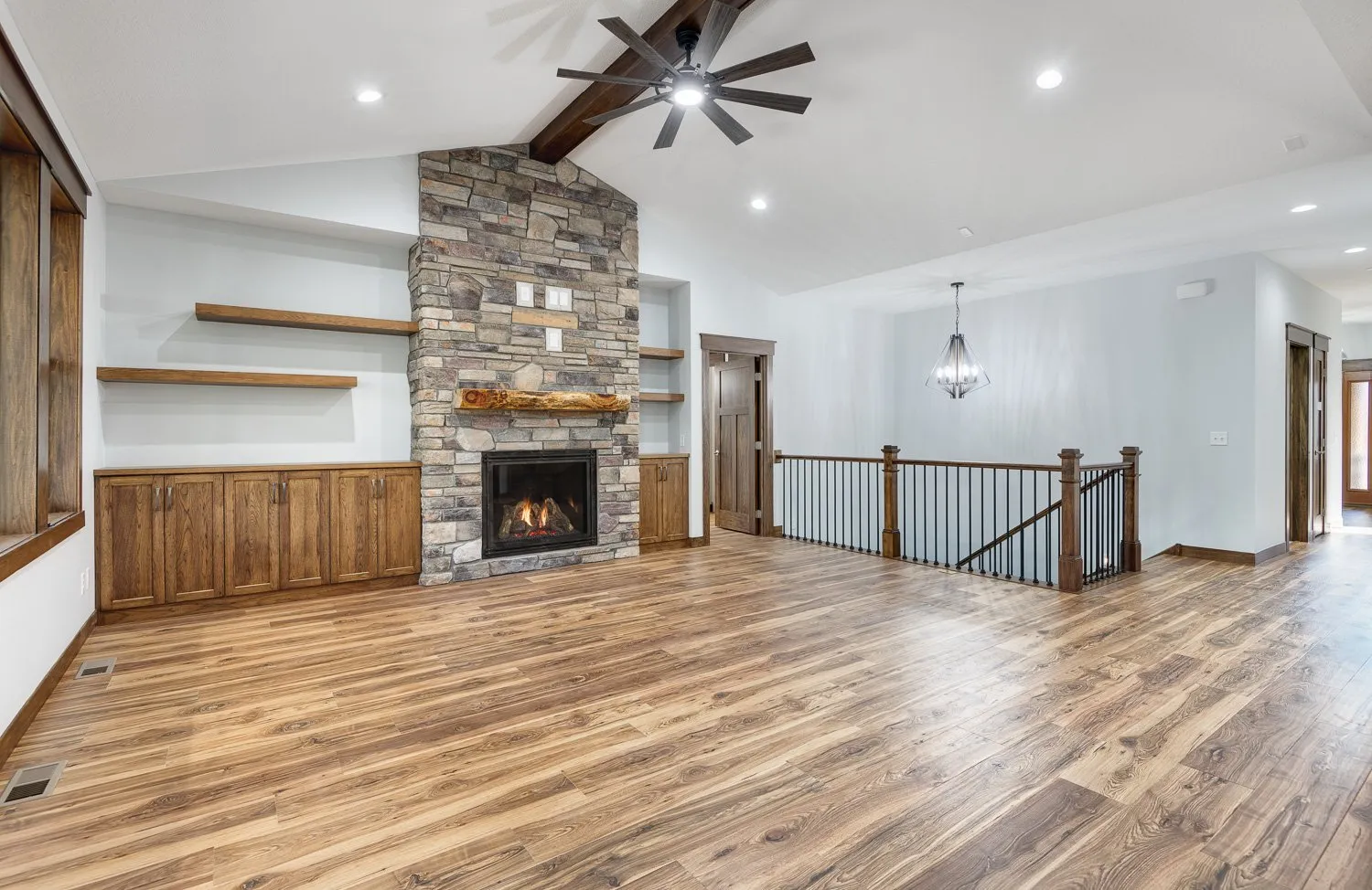 6-Living-Room