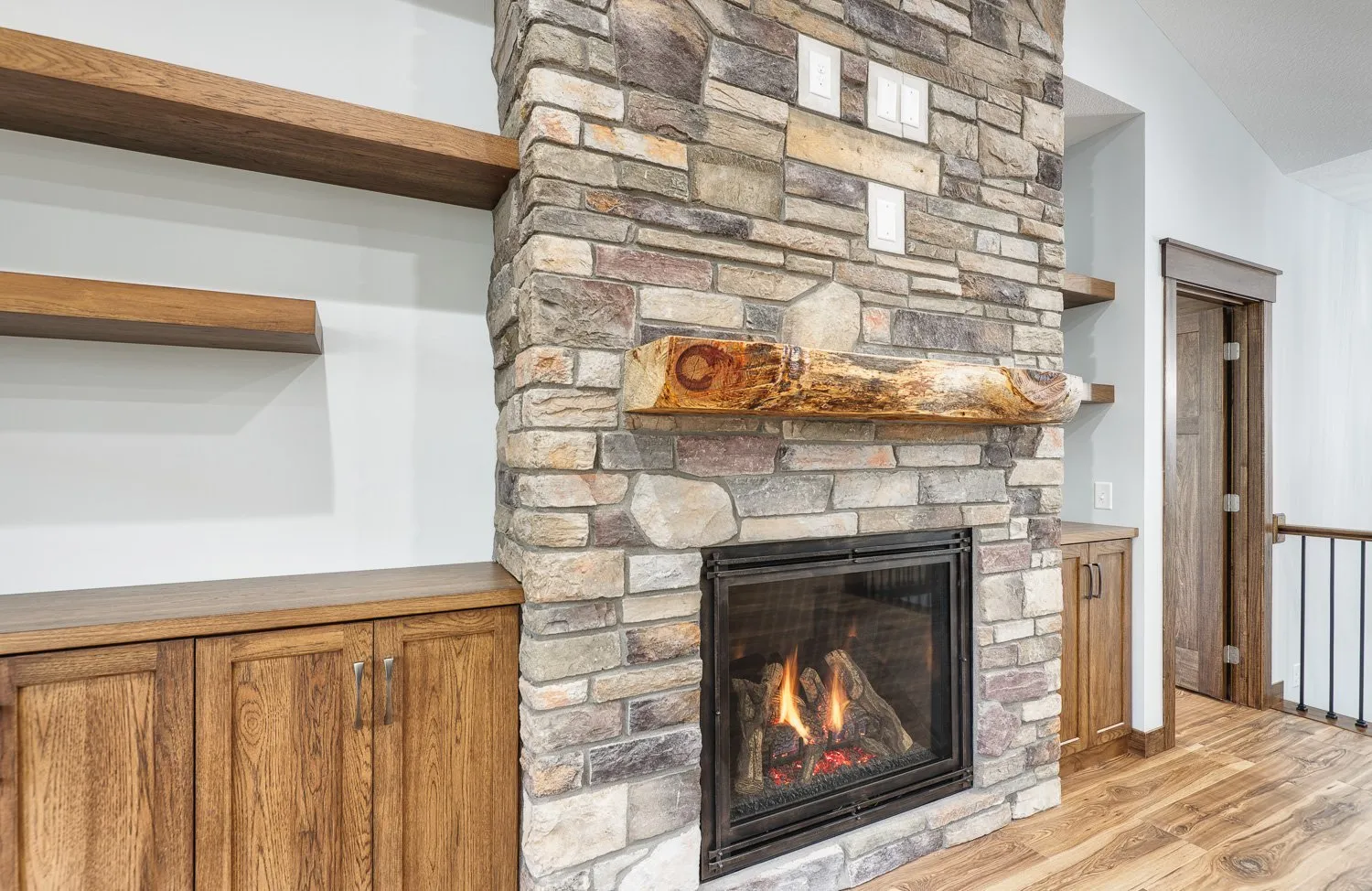 7-Fireplace-Detail