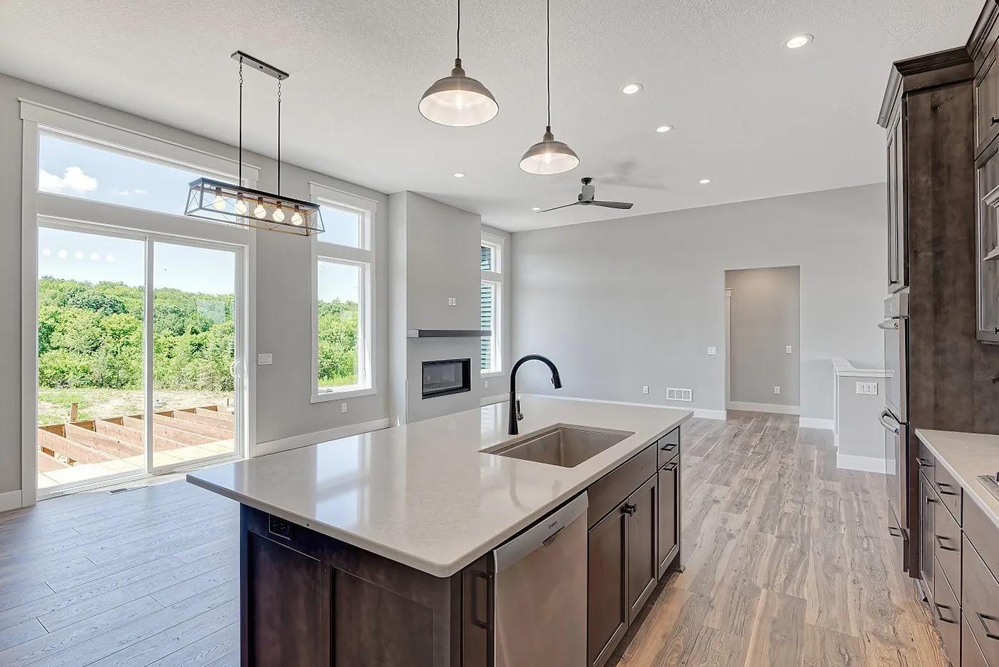 8-Kitchen
