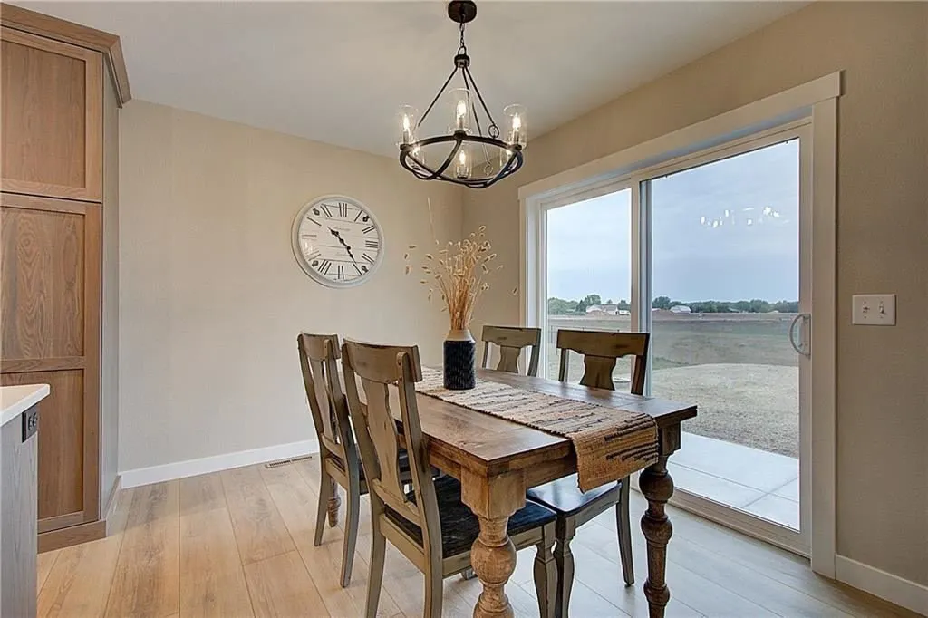 Dining-Area