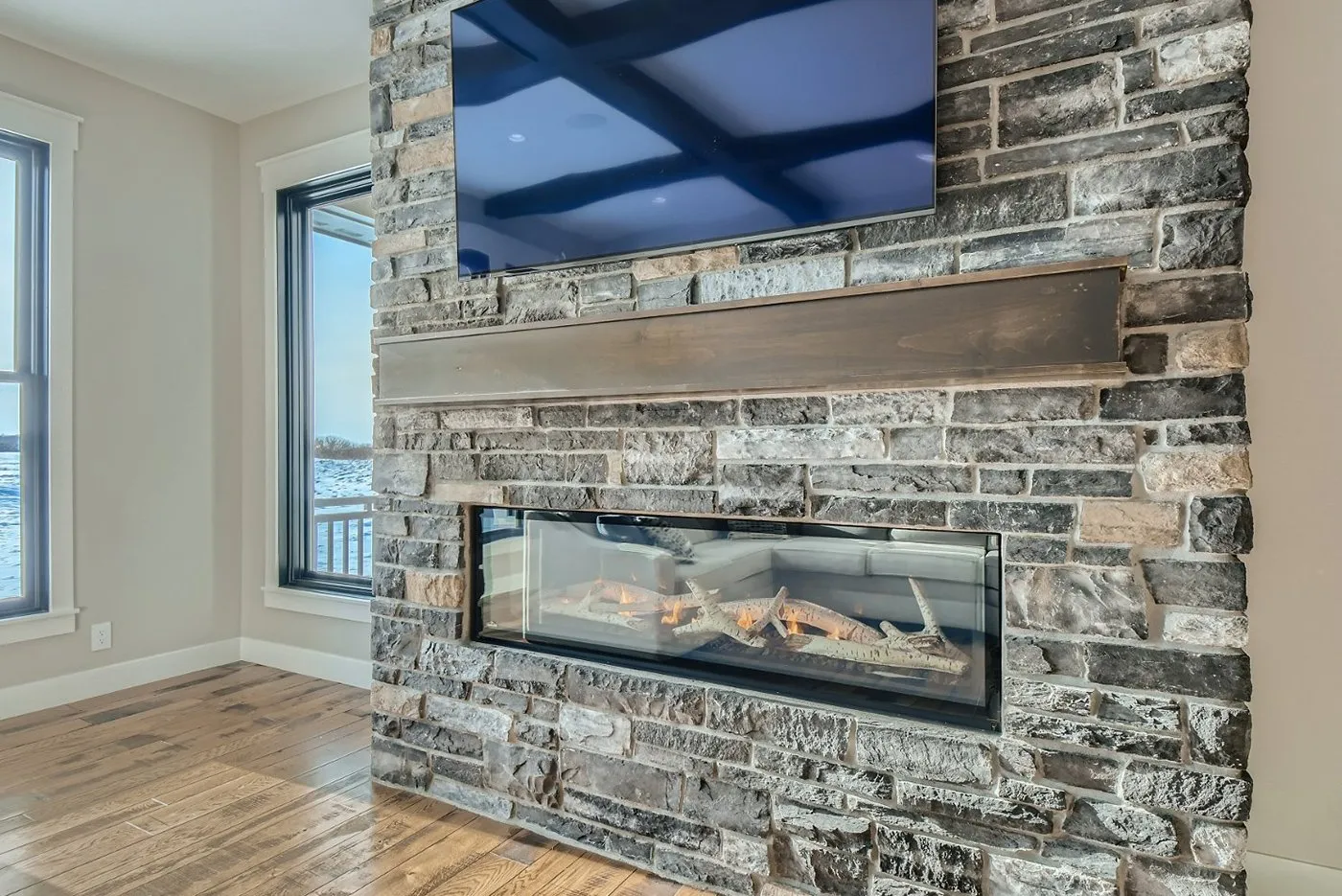 Fireplace-Detail-2