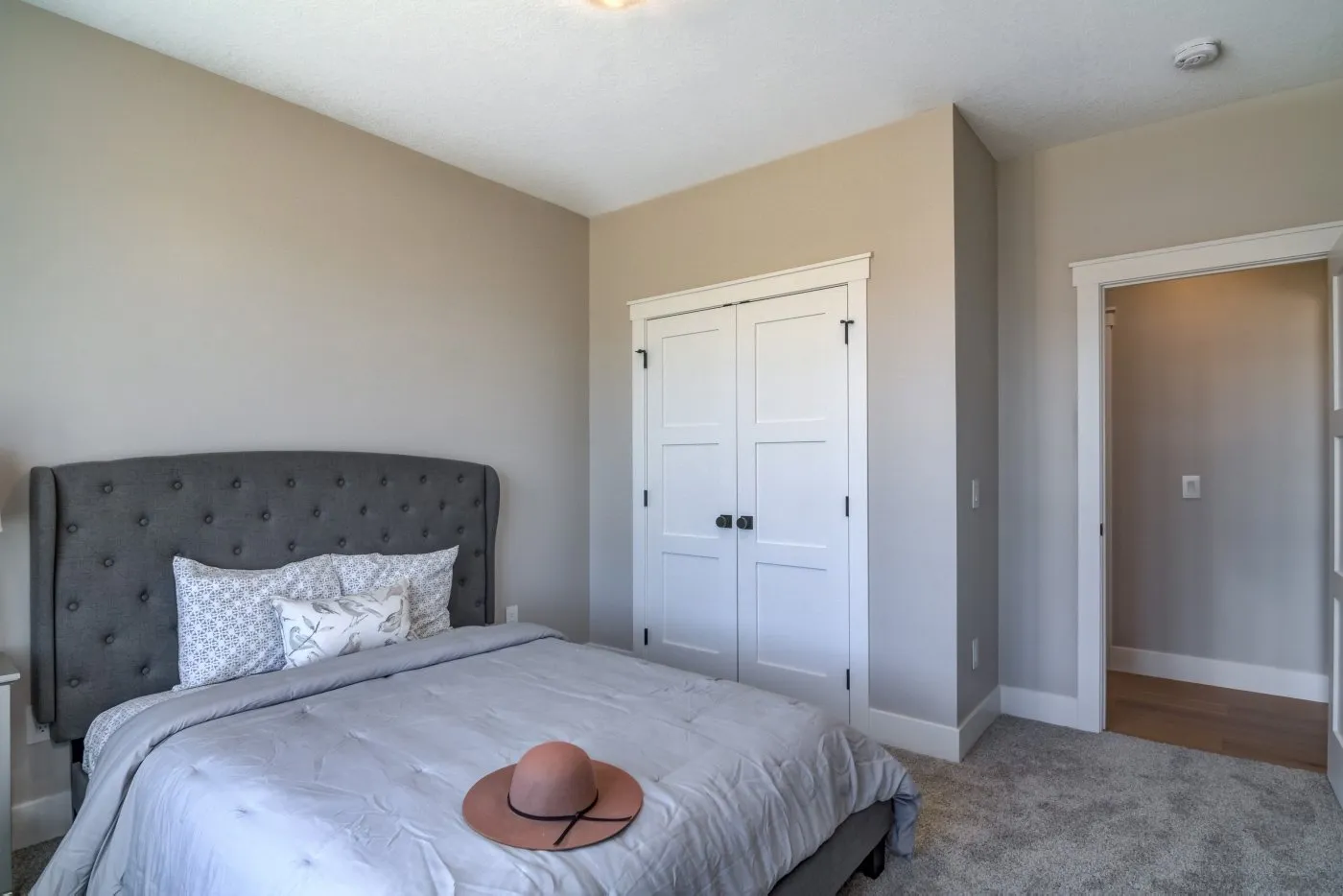 Highview-Main-Level-Bedroom-1-2