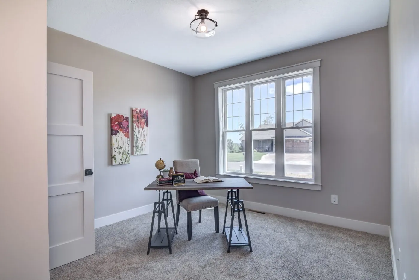 Highview-Main-Level-Bedroom-2-1