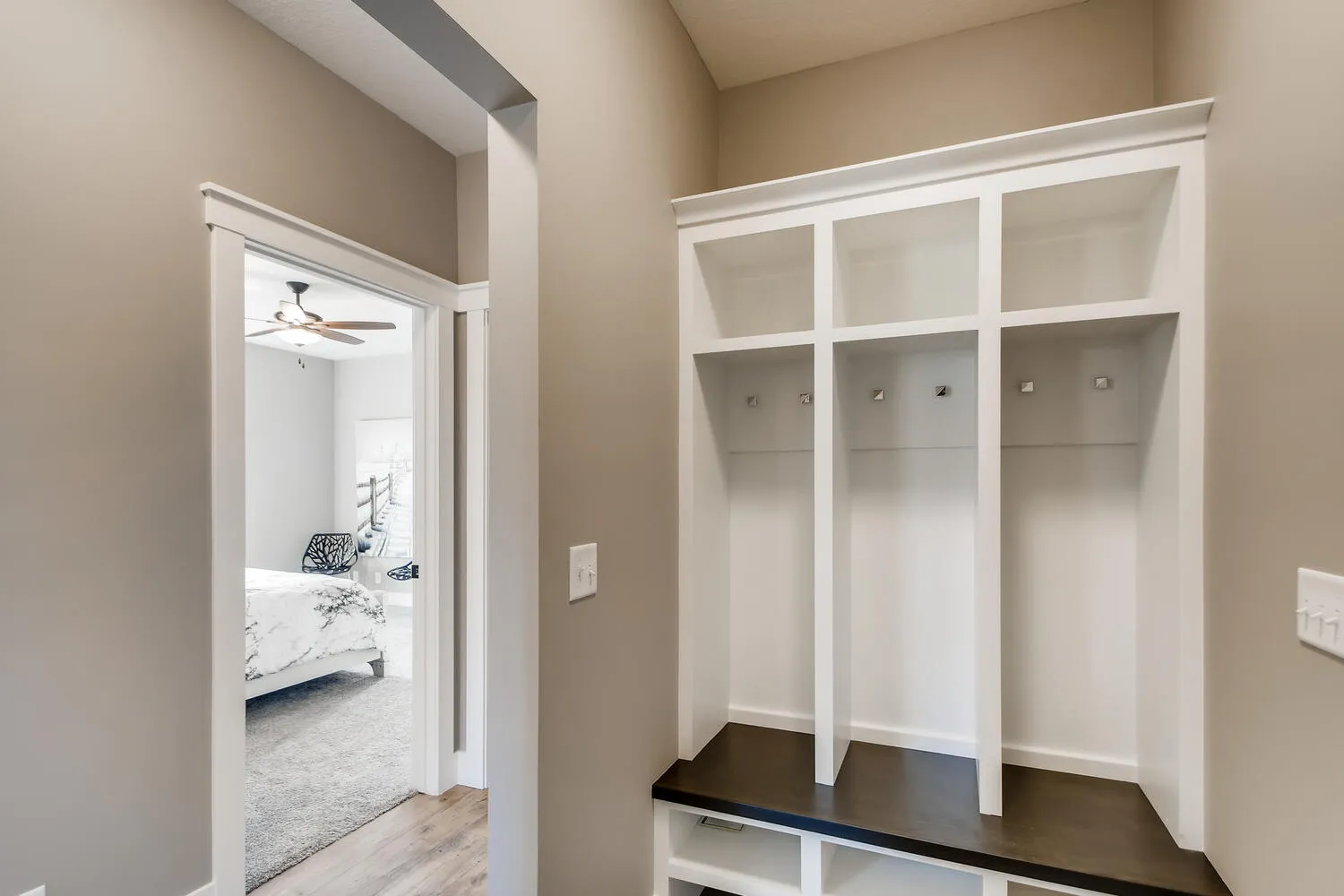 Interior17-Hammond