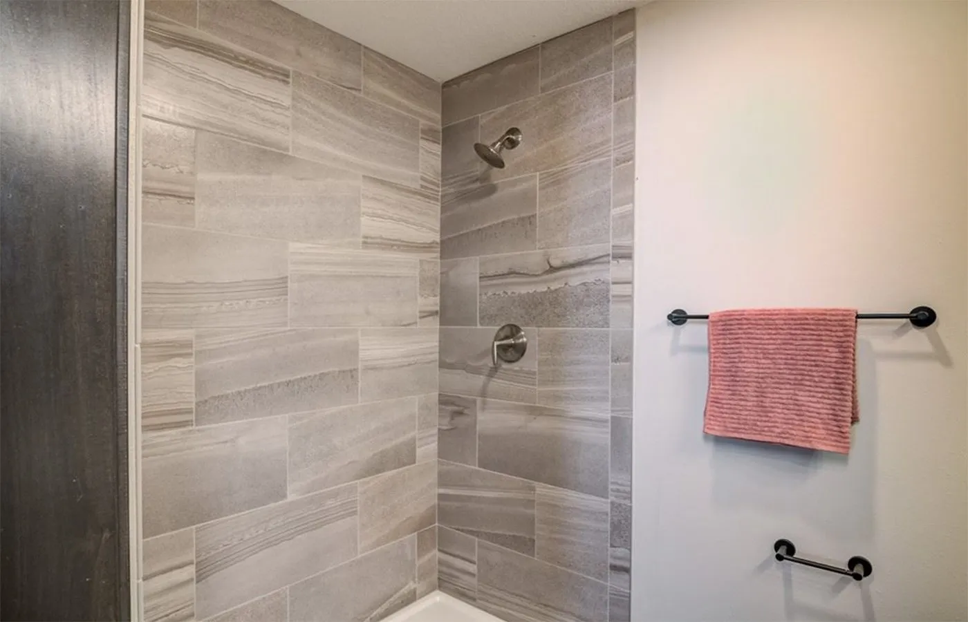 Solitude-owner-bath-1