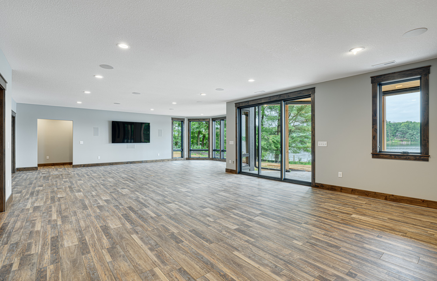 Sulivan-lower-level-living