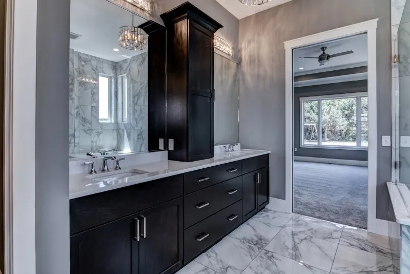 The-Aniston-Bathroom-5