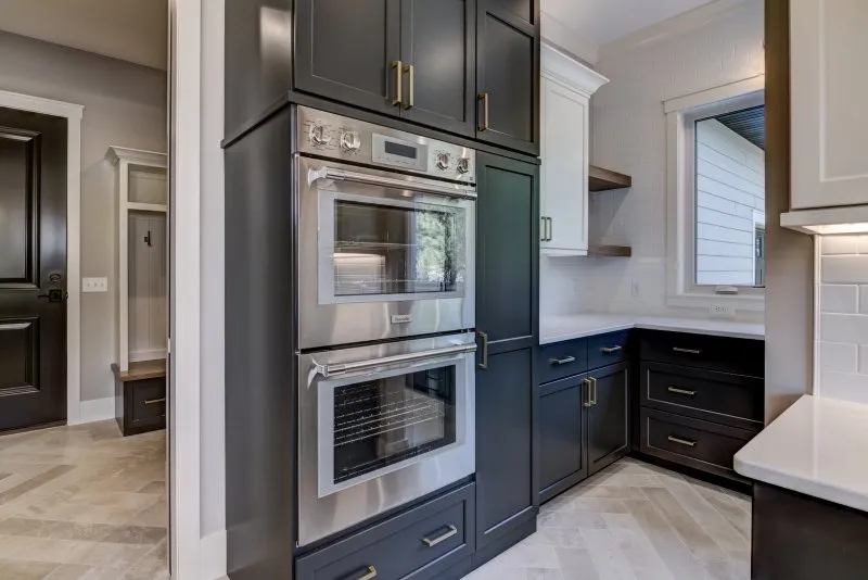 The-Aniston-Kitchen-3