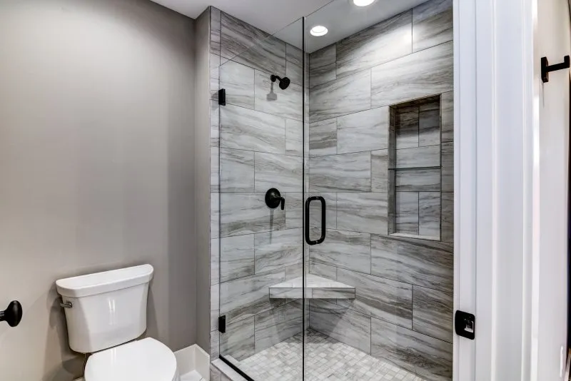 The-Aniston-Shower