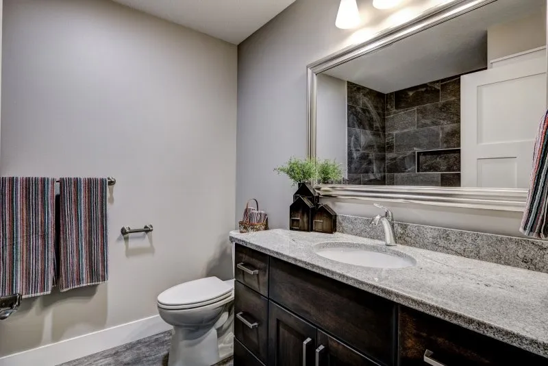 The-Bateman-Bathroom-2