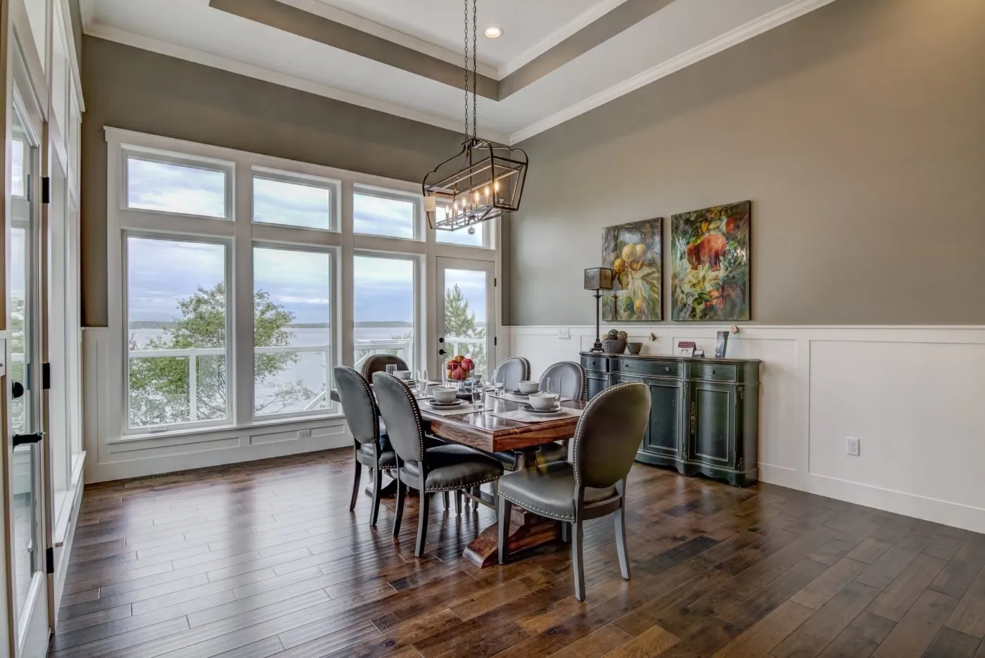 The-Cascade-Dining-Room