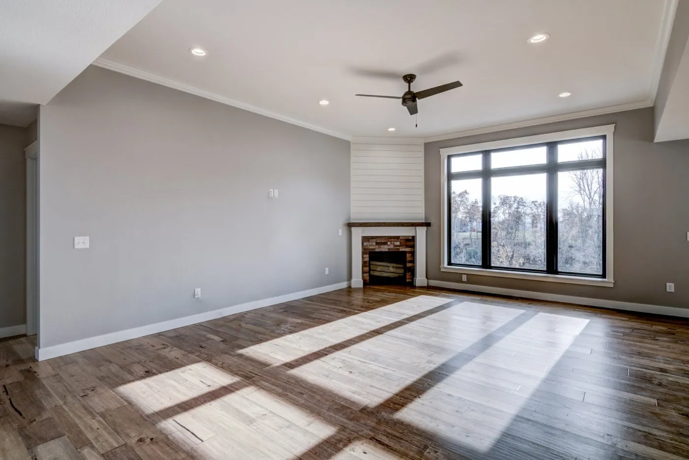 The-Rosemont-Fireplace-2