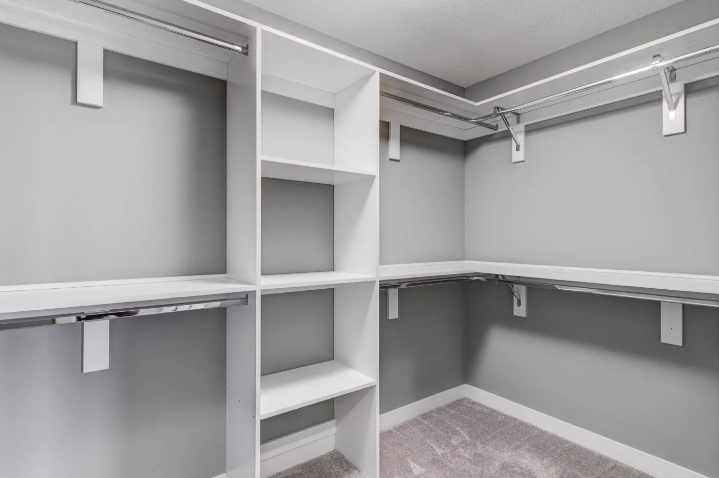 The-Treehaven-Closet