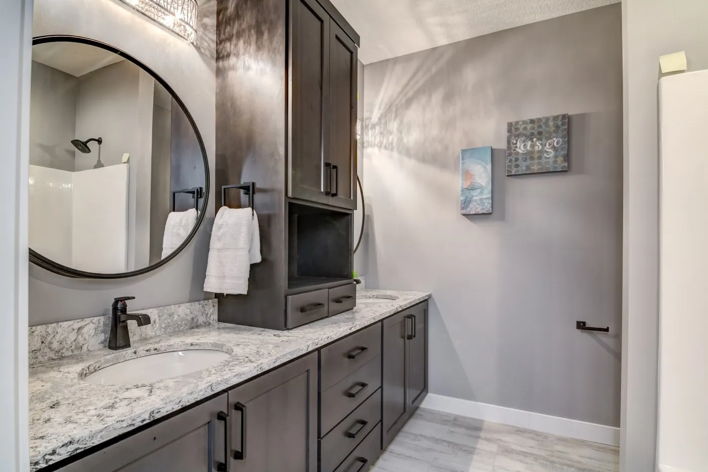 The-Wahlberg-Bathroom-4