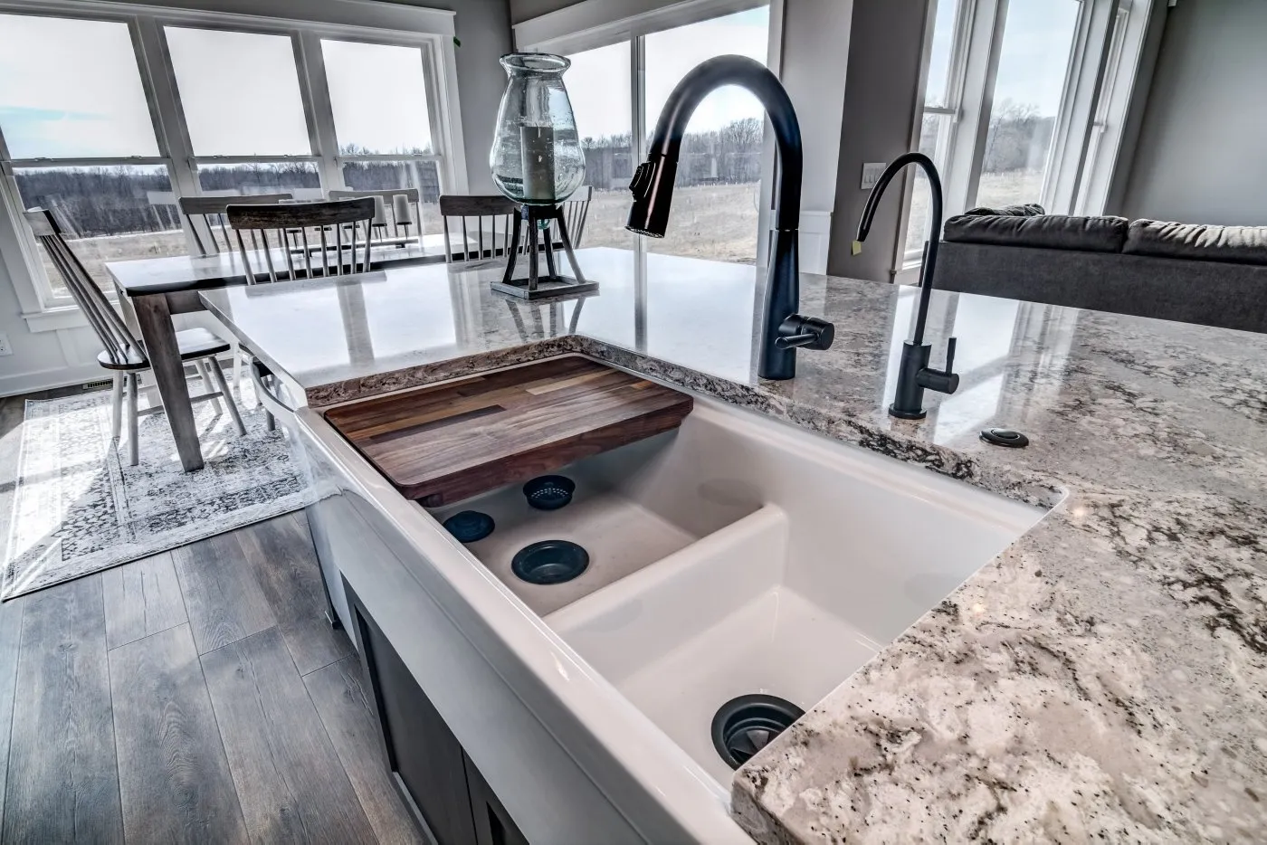 The-Wahlberg-Kitchen-4