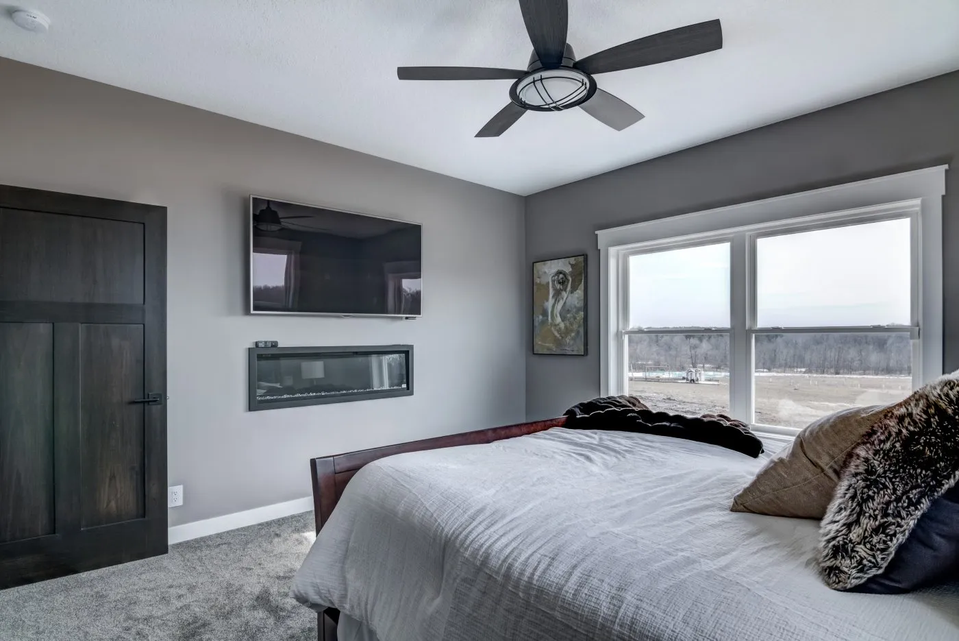The-Wahlberg-Master-Bedroom-3