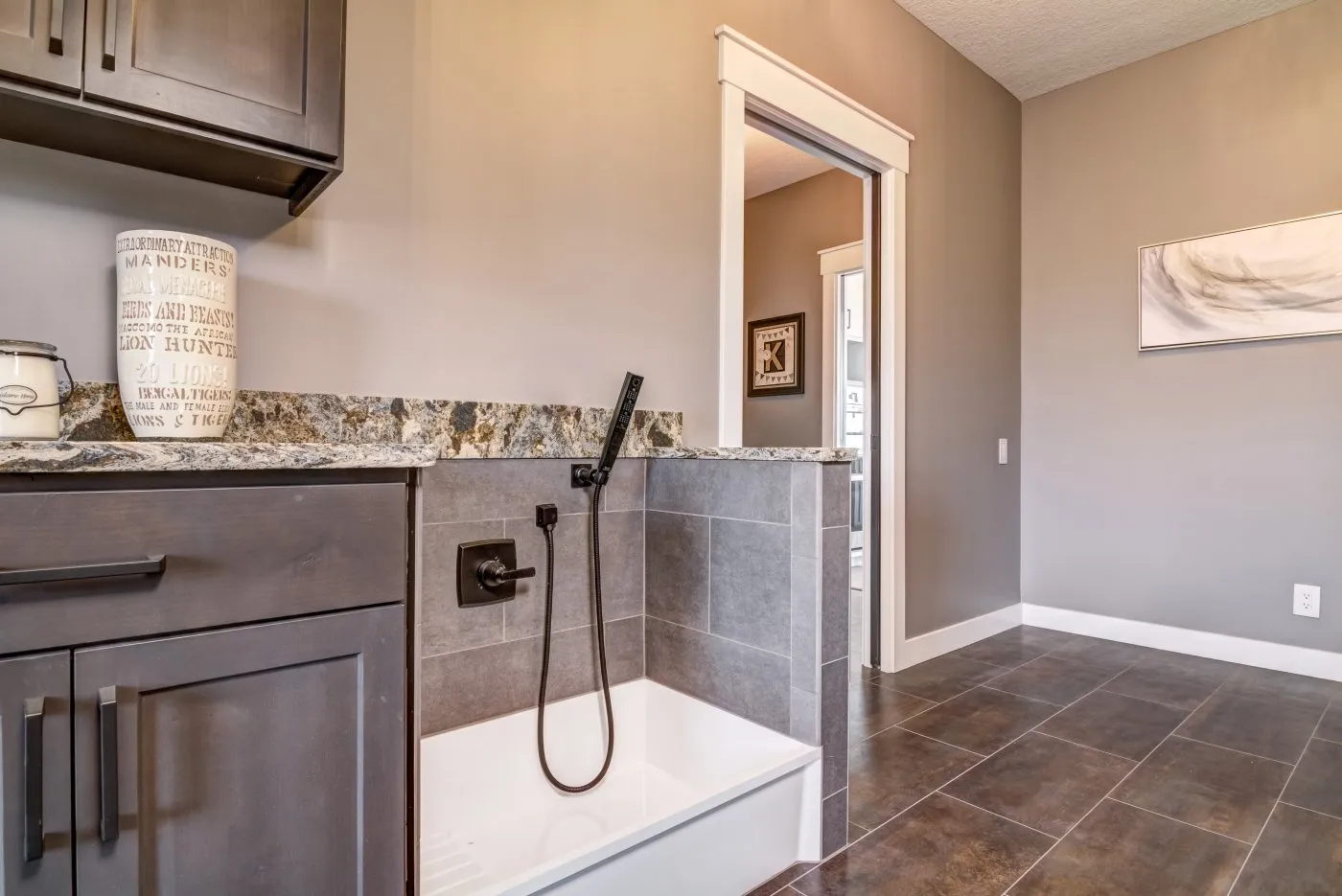 The-Wahlberg-Mudroom-4