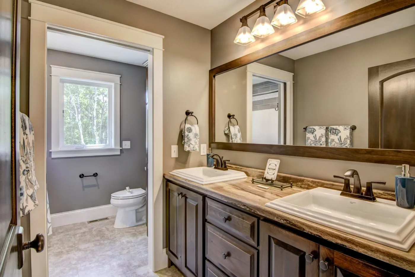 The-Winslet-Bathroom-2
