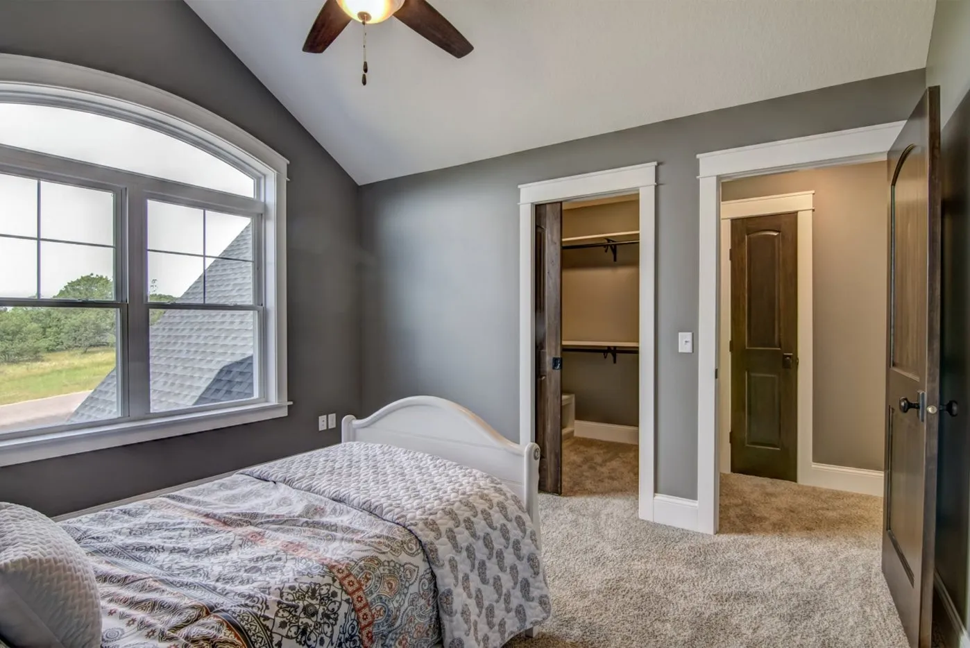 The-Winslet-Bedroom-2