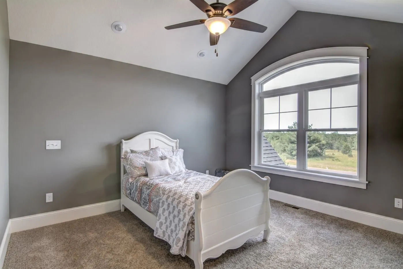The-Winslet-Bedroom-4