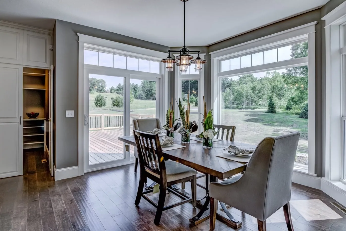 The-Winslet-Dining-Area-2