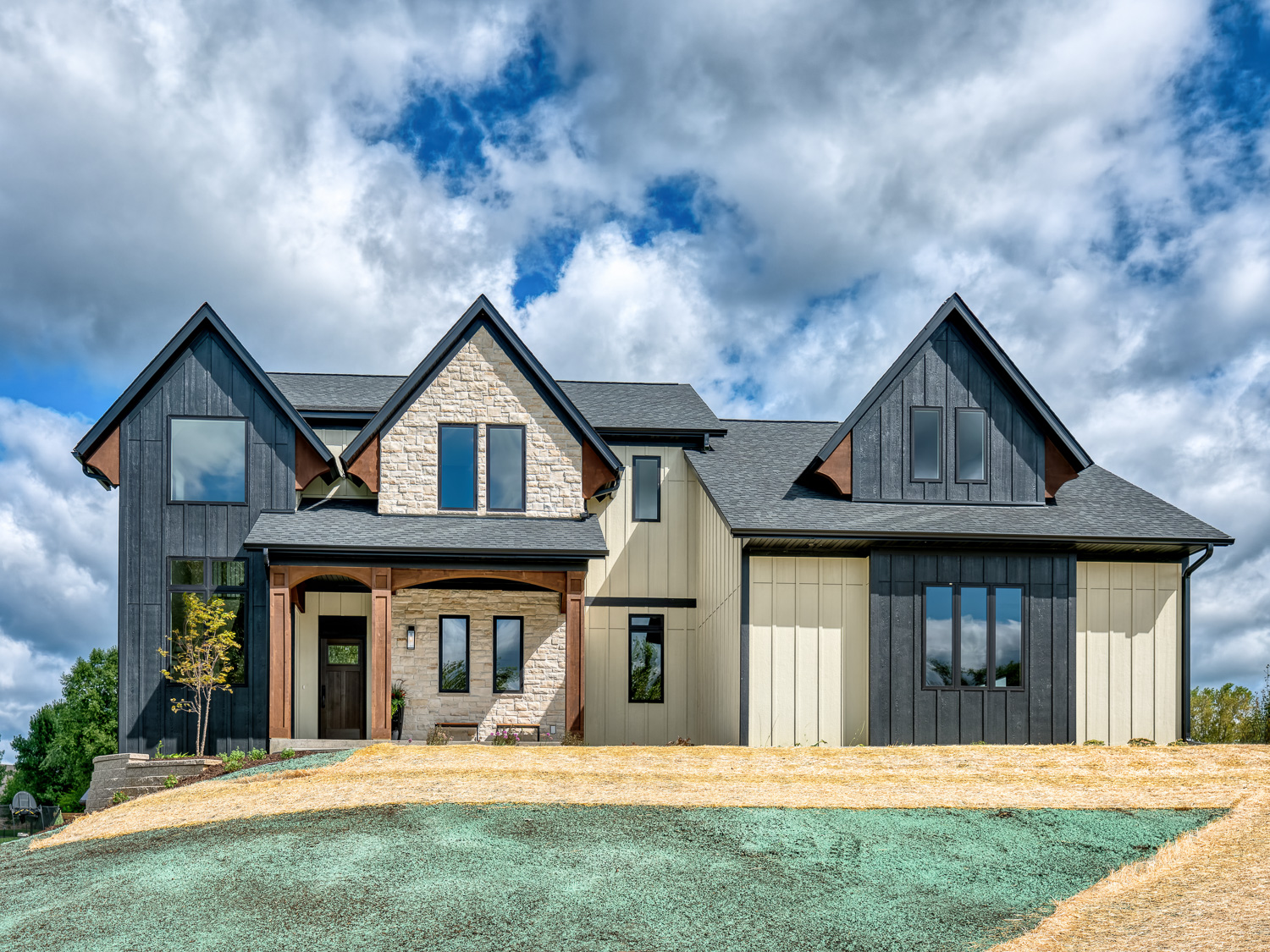 1 – Exterior Front