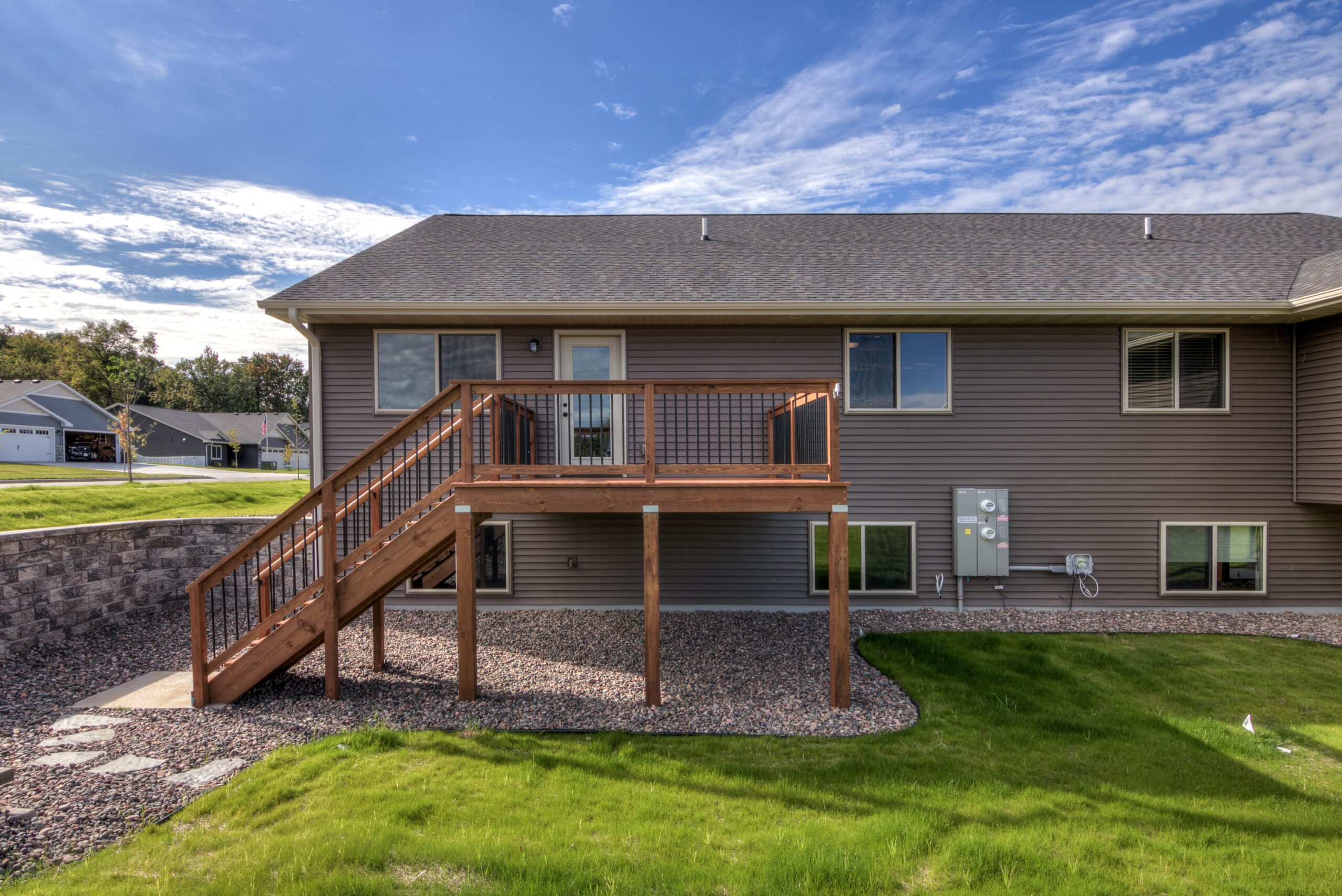19 – Ventana Backyard-01