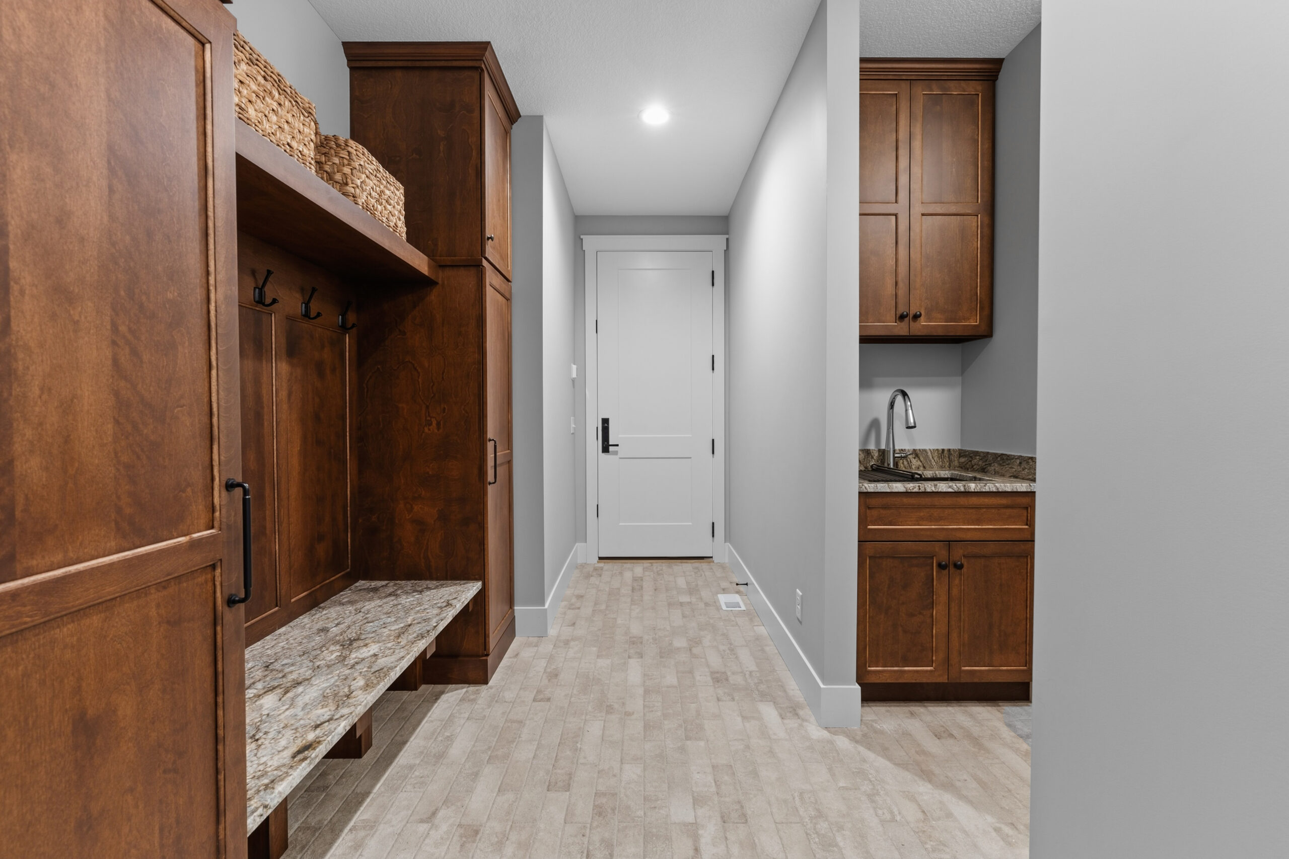 38-Mudroom